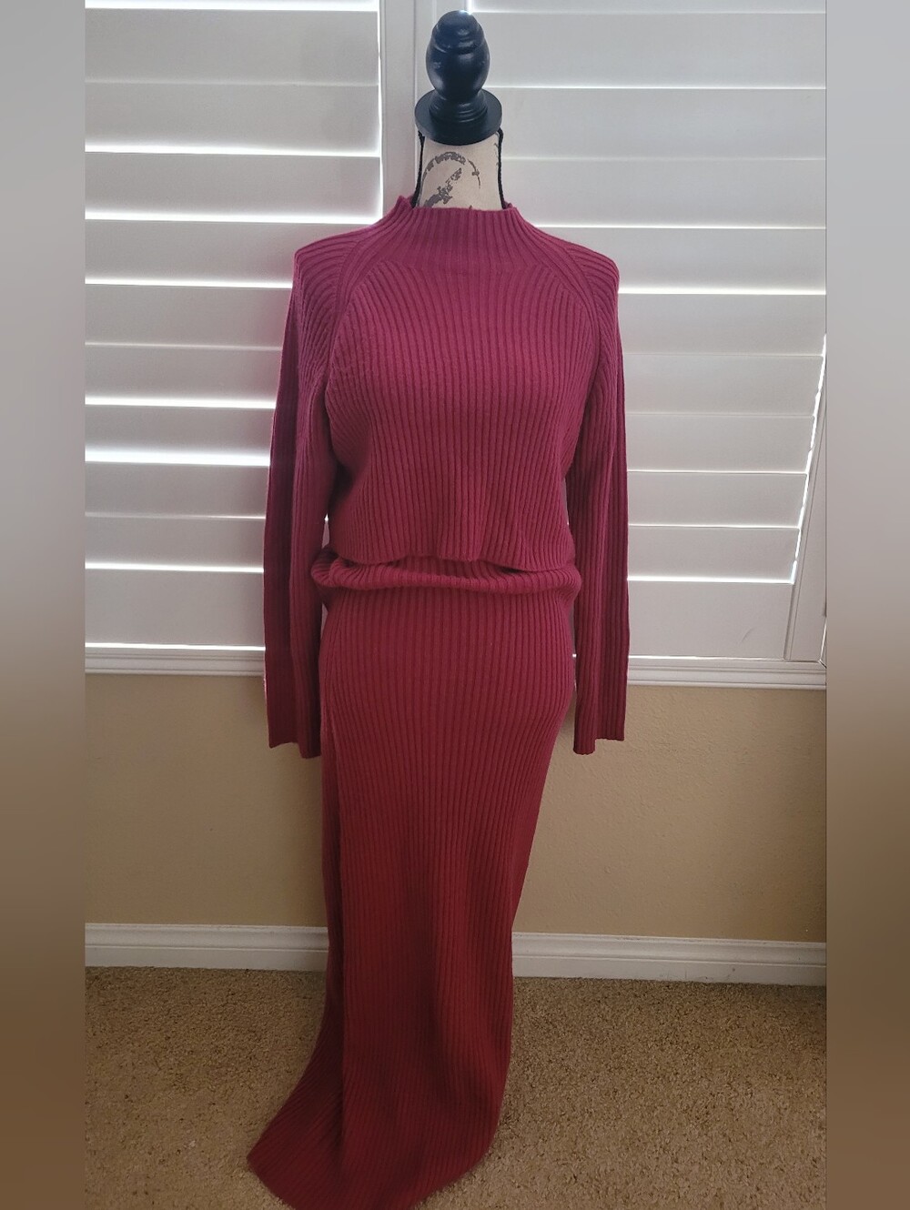 Ann Taylor Ribbed Blouson Mock Neck Maxi Dress – Size M